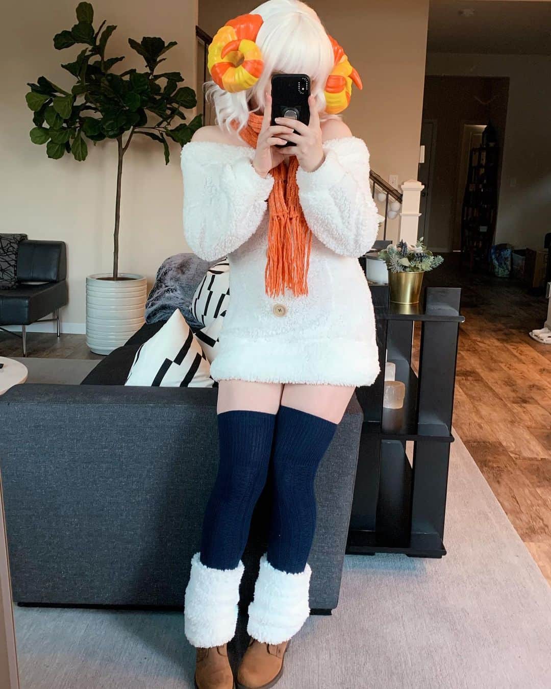 Tessaさんのインスタグラム写真 - (TessaInstagram)「Vesta (ACNH) Gijinka try-on!!!🧡🐏💛  I’ve had this cosplay planned for SO long and I’m so excited to shoot this tomorrow with my bb @rizumari !🥺I was super unsure of how this would look once it was all together, but I feel adorable. Now I’m hoping the makeup turns out more cute than creepy! -sweats-  Horns: CosplayManiaShop on Etsy (painted by me!) Wig: @kasouwigs  Sheep outfit: @aliexpress  Socks: @amazon   #animalcrossingnewhorizons #animalcrossing #acnh #acnhcosplay #vestaacnh #vestacosplay」1月18日 10時28分 - hiso.neko