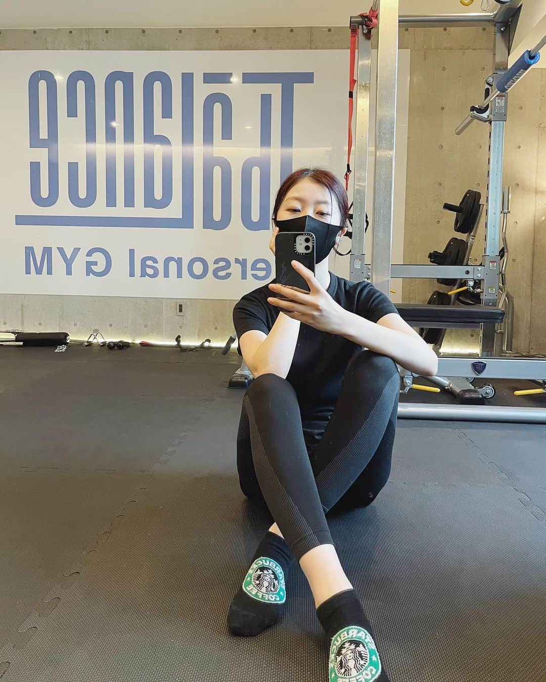 福井千佳さんのインスタグラム写真 - (福井千佳Instagram)「. . 🏋️‍♀️ training . . . @t.balance さんへ。 鈍った身体を引き締めたい。。。 そして痩せにくい身体が、 更に痩せにくくなってる気がする！ヤバい！ . #tbalance#心斎橋ジム#training#トレーニングジム#gym#運動#ダイエット . . . . 都内や神奈川に計13店舗、 大阪では3店舗目もオープンした 勢いのある #パーソナルジム 。 . ウェアやタオルも無料貸出なので、 手ぶらで伺えるのも楽チン最高です🤟 . . . アパレルも展開されていて、 これがまた可愛い。 普段にも使えるよ。 (1月末まで、30%offだそう) . #model#fashionmodel#모델#和装モデル#webモデル#関西モデル#東京モデル#partsmodel#作品撮り#フリーランス#freelance#福井千佳#chika_fukui#インフルエンサー#beauty#followme#picoftheday#japan#いいね返し#패션#좋아요#좋아요반사」1月18日 10時37分 - chika291