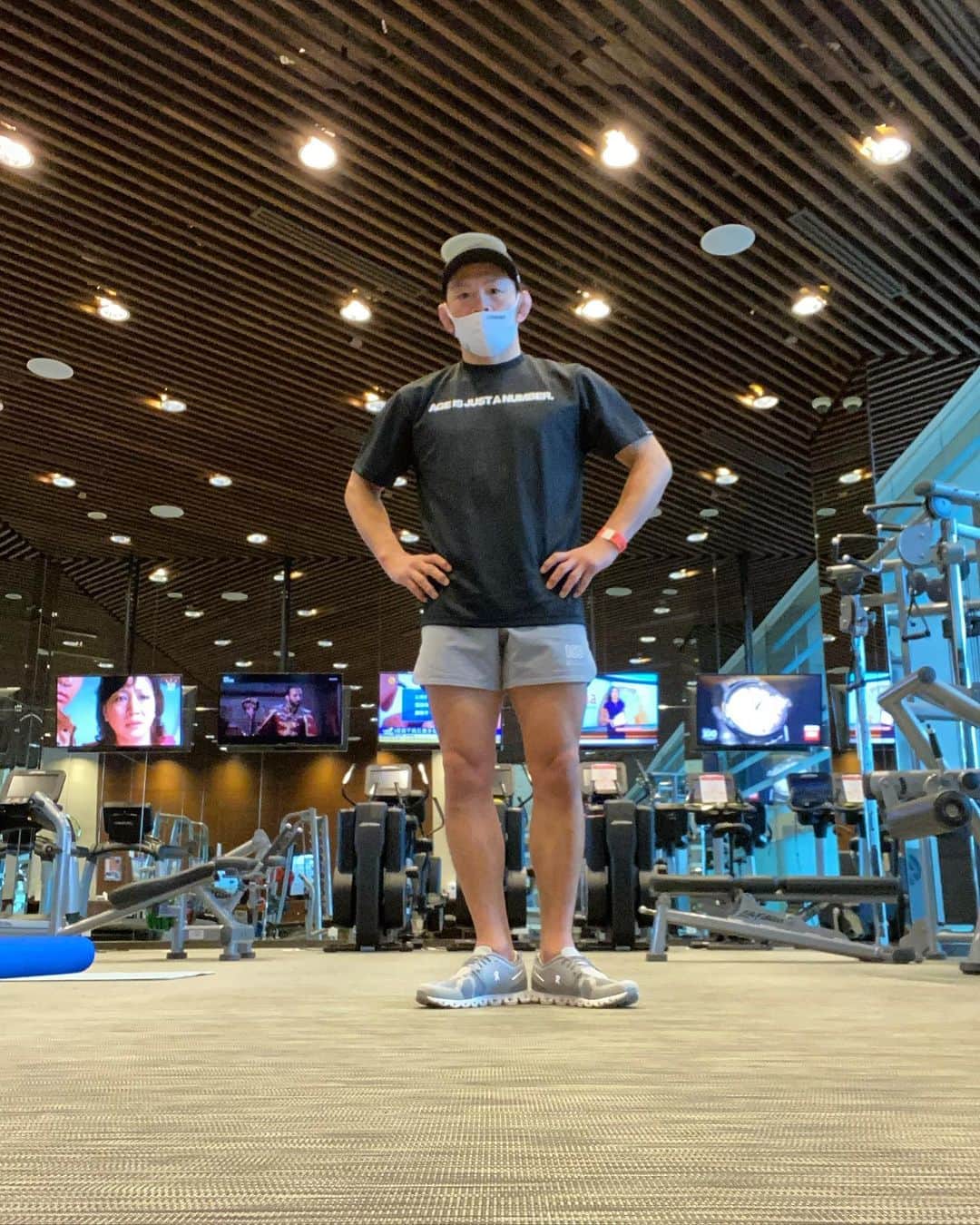 のインスタグラム：「UNOTRAINING  時間制限内にサクッと #unotraining  #onehundredathletic #100athletic  #100A #unocaolshowten #newerajapan #stancesocks  #onrunning #onfriends #onjapan  #atmos #atmos_style #宇野薫」