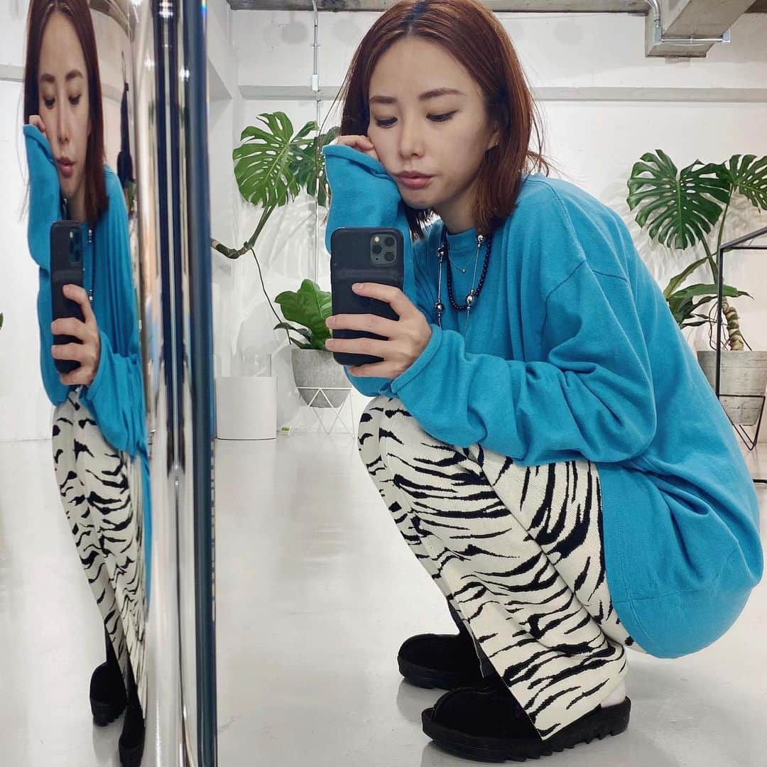 イアリサのインスタグラム：「お手紙くださった方23日に受け取れると思うので、お返事お待ち下さーい！ 字をもらうのも、書くのも今の時代嬉しいし、大事だね！」
