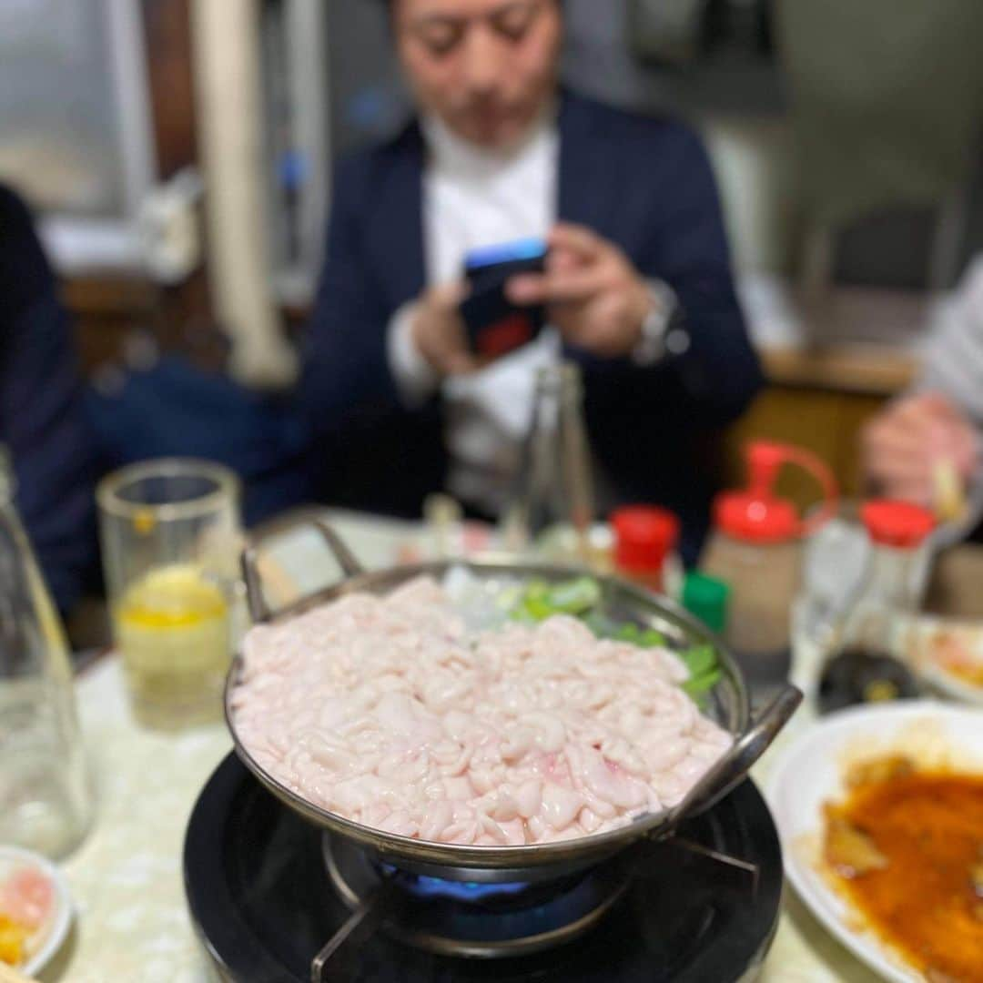 岡本篤志さんのインスタグラム写真 - (岡本篤志Instagram)「念願の豊田屋！ コスパ最高！ . #豊田屋#痛風鍋#コスパ最高  #instaeat #instaeats」1月18日 21時33分 - a.okamoto22