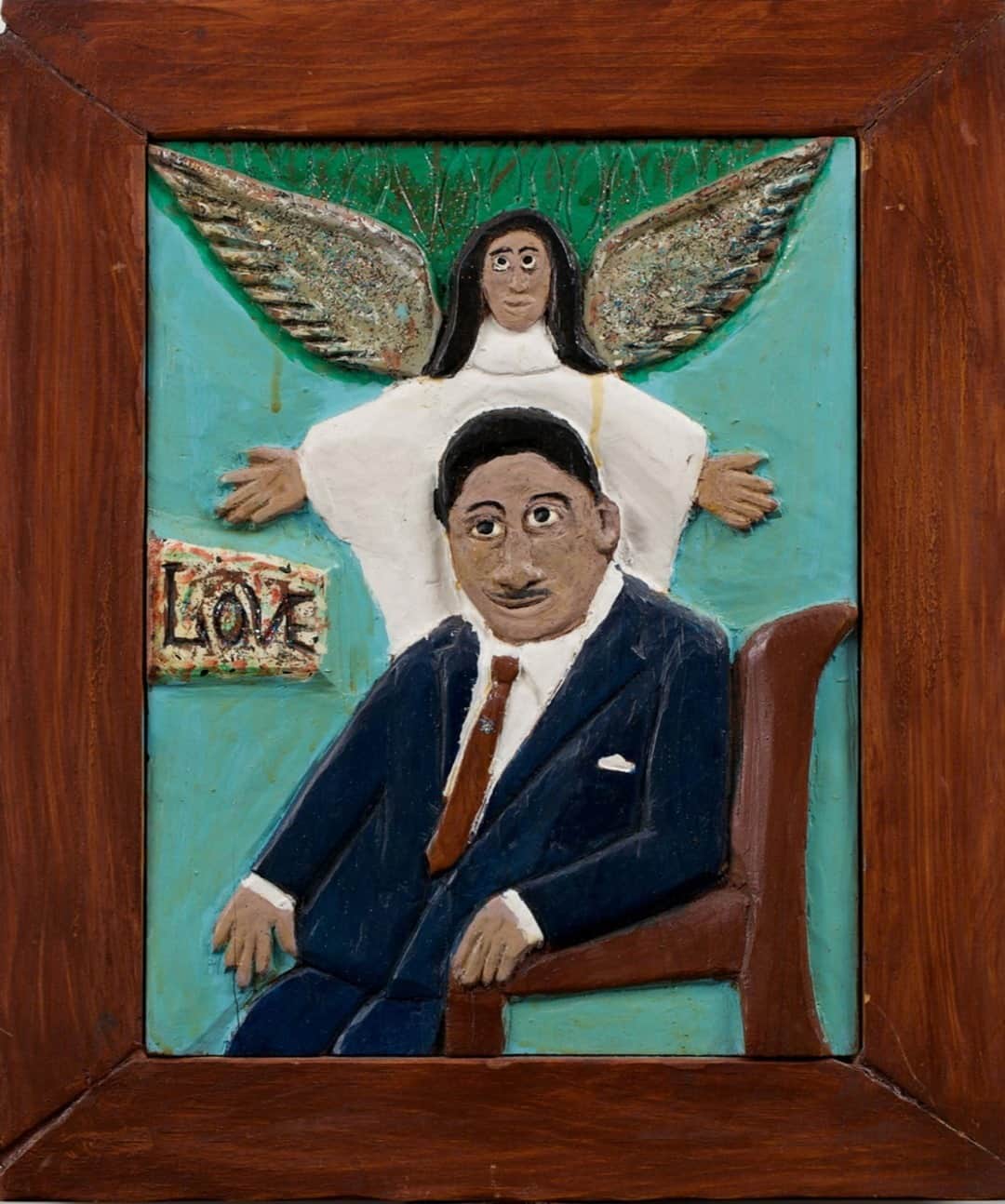 のインスタグラム：「Today we remember and celebrate the life and legacy of civil rights leader Dr. Martin Luther King Jr. This wood carving commemorates Dr. King and incorporates his religious beliefs into the work. Today, and everyday, we must continue to work toward building the America that Dr. King and so many others fought and continue to fight for. #MLKDay  "“Love” (Martin Luther King, Jr.)," Date unknown, by Elijah Pierce」