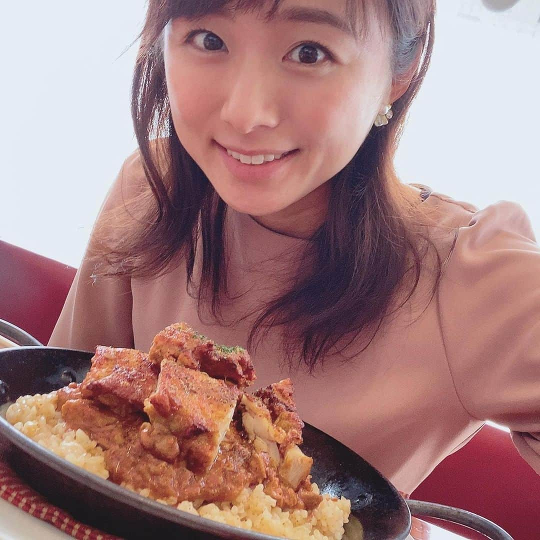 今井美穂さんのインスタグラム写真 - (今井美穂Instagram)「年明けすぐに魚沼地域へお邪魔したのですが、﻿ 除雪が完璧で感動しました😁✨﻿ ﻿ ものすごく大変な作業だと思うけど﻿ 雪国クオリティすごかったです✊﻿ ﻿ お昼休憩に南魚沼本気丼を頂きました😁❤️﻿ ボリューミーで美味しくって大満足✨﻿ ﻿ 直売所では魅力的な商品と沢山出会えました♪﻿ ﻿ お仕事の模様ブログにアップしました😊﻿ ﻿ ﻿ #ブログ更新しました﻿ #インスタトップのリンクから﻿ #新潟農業PR﻿ #亀井商店PR課長﻿ #直売所﻿ #JA胎内市﻿ #JA北魚沼﻿ #JAみなみ魚沼﻿ #本気丼」1月18日 12時51分 - imaimiho1209