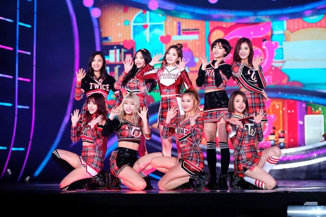 The GRAMMYsさんのインスタグラム写真 - (The GRAMMYsInstagram)「TWICE (@twicetagram) don’t need to ask for attention. With their striking looks and coordinated fashion, the nine-member K-pop ensemble is a sight that's impossible to miss. Backed by their vast discography, a cornucopia of catchy hooks, and synchronized, head-turning performances, the group stays in your mind long after they exit the stage.  📲 Click the link in our bio to hear more from the girls about their newest album, ‘Eyes wide open,’ their ever-developing style, and their future goals.」1月18日 13時16分 - recordingacademy