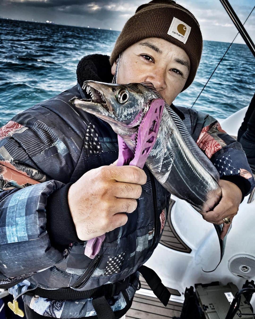 佐々木洋平さんのインスタグラム写真 - (佐々木洋平Instagram)「DUOさんのメタルジグでタチウオゲット🐟  #duoメタルジグ  #太刀魚  #メタルジグ」1月18日 13時24分 - panicrew_yohey