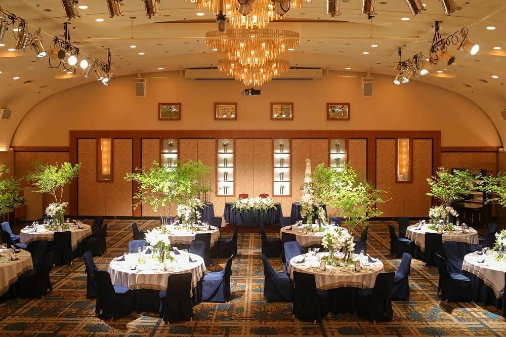 ホテルニューオータニ長岡wedding さんのインスタグラム写真 - (ホテルニューオータニ長岡wedding Instagram)「Thankful Wedding おふたりの大切なゲストに感謝を伝える結婚式を。 【#白鳥の間】  2/14(日)開催 【バレンタインウエディング】 リニューアル料理無料試食&3会場コーディネートフェア  白鳥の間のコーディネートもご覧いただけます。  詳細はHPをご覧ください。 宴会予約（0258）37-1122  #ホテルニューオータニ長岡 #ニューオータニ長岡 #ホテルウエディング#大人婚 #ウエディング#ブライダル #結婚式場#結婚式 #テーブルコーディネート #ウエディングフェア#プレ花嫁 #長岡結婚式場#新潟結婚式場」1月18日 13時28分 - newotani_nagaoka_wedding