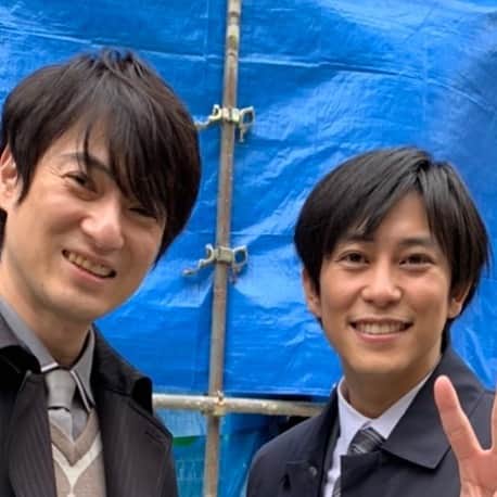 忍成修吾のインスタグラム：「テレビ東京01/22（金）20:00~ 金曜8時のドラマ 『今野敏サスペンス警視庁強行犯係樋口顕』 第2話に出演します。 またまた内藤剛志さんとご一緒させて頂きました。 レギュラー出演者の中に普段遊んでいる佐野岳くんや以前に共演させて頂いていた小松利昌さんもいらして、嬉しいメンバーでした。 撮り方で面白そうなところもあって、自分も放送を見るのが楽しみです。 是非、よろしくお願いしますm(_ _)m」