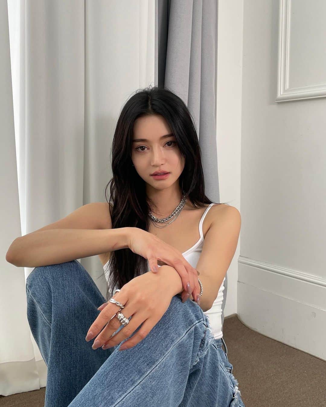 パク・ソラのインスタグラム：「업뎃 성공🤍」