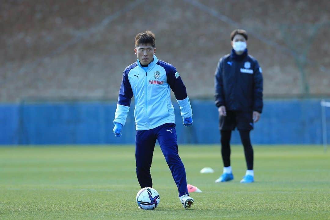 ジュビロ磐田さんのインスタグラム写真 - (ジュビロ磐田Instagram)「1/18(月) ﻿@大久保G  ﻿ #soccer #football #Jubilo #Jleague #iwata #shizuoka #ジュビロ磐田 #サッカー #フットボール #Jリーグ #サックスブルー」1月18日 15時26分 - jubiloiwata.official