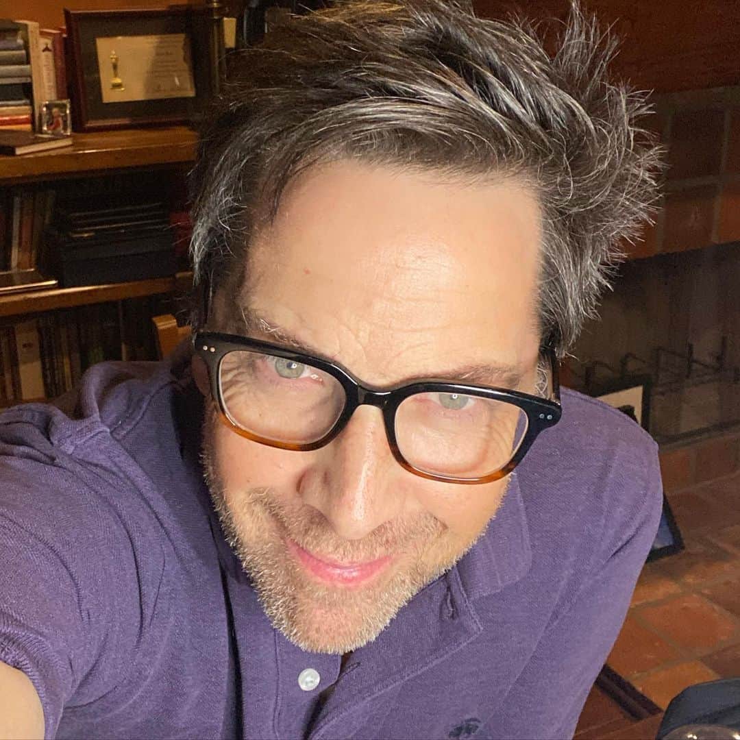 ダン・ブカティンスキーのインスタグラム：「It’s time.」