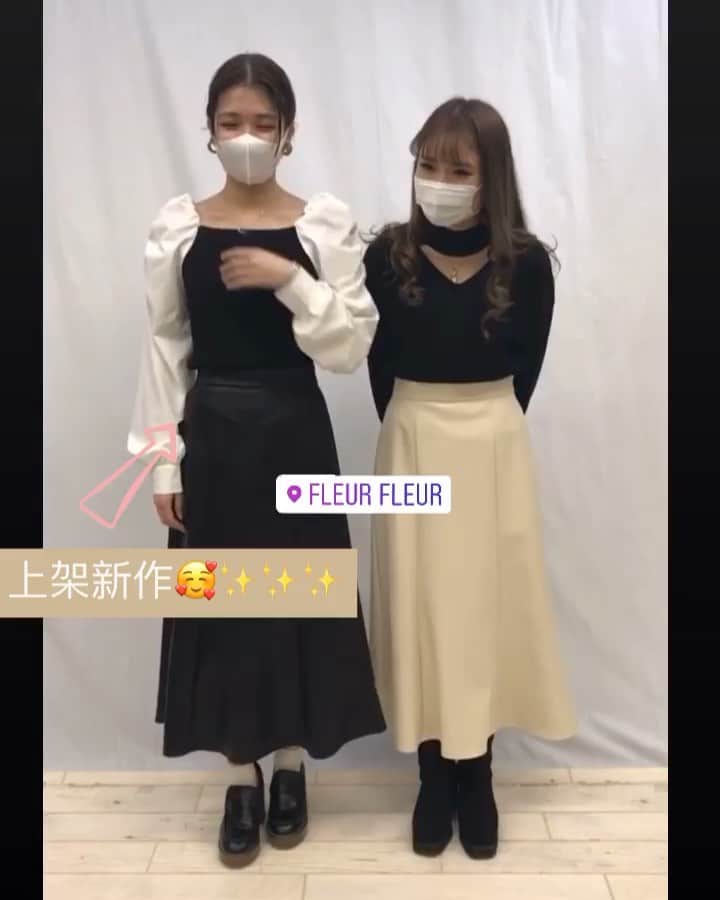 Fleur Fleurのインスタグラム：「又有新作上架啦🌸 今次換晒春天感極強嘅上衣💖💖💖 剪輯來自日本品牌嘅直播俾大家睇咗先😍👍👍🌟 門市呢個星期正常營業 由下午一點到夜晚九點💖」