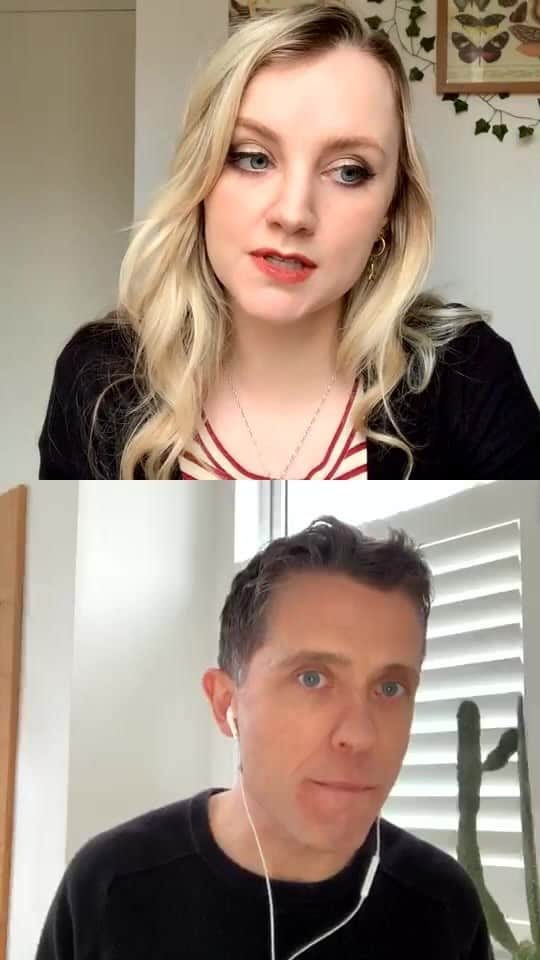 イヴァナ・リンチのインスタグラム：「Come nerd out over gut health and the incredible effects of eating a whole-foods plant-based diet with @dr.alandesmond and I!   In this live Dr.Desmond answers your questions about the relationship between a plant-based diet and conditions such as IBS, GERD and acid reflux. We also discuss the connection between gut/brain health, how plant foods can prevent brain ageing and the impact of foods on our mood. And lots more!! 🍑🍐🍇🥦🫑🥑🍆🥕🍠🥙🍚🌽  His new book ‘The Plant-Based Diet Revolution; 28 days to a Happier Gut and a Healthier You’ is available now to purchase online and I could not recommend it highly enough! 📙」