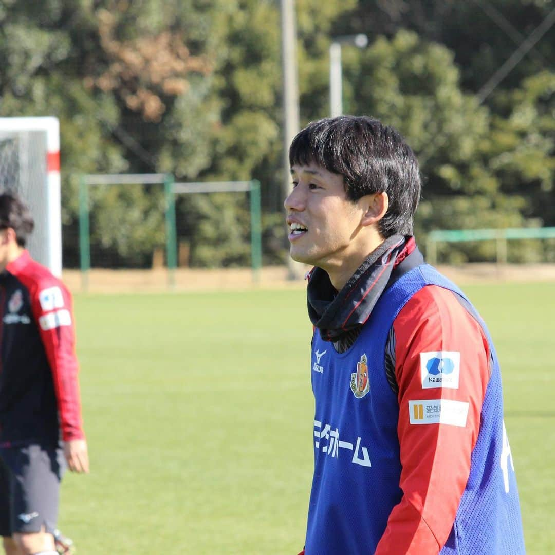 名古屋グランパスさんのインスタグラム写真 - (名古屋グランパスInstagram)「2021シーズン チーム始動⚽️✨  #児玉駿斗 #森下龍矢 #齋藤学 #阿部浩之 #木本恭生 #成瀬竣平 #稲垣祥 #柿谷曜一朗 #山﨑凌吾 #長澤和輝 #米本拓司 #相馬勇紀 #丸山祐市  #MondayMotivation #名古屋グランパス #grampus」1月18日 17時04分 - nagoyagrampus