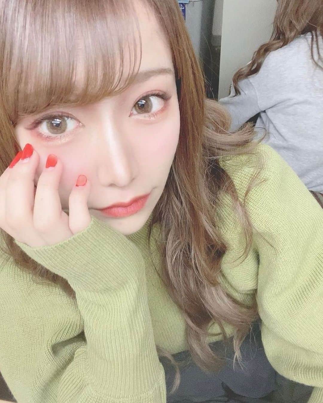 のインスタグラム：「【みんなのアイドル🥺💓】 ㅤㅤㅤㅤㅤ This is Japanese night culture🇯🇵💫 Introducing Japanese famous hostess👗 Plz "follow me" , "like" and "Share" 💋 ㅤㅤㅤㅤㅤ 全国各地の夜の世界🦋で活躍されている、美を極めた名実共にトップクラスの美女をご紹介するアカウント 【💋キャバ図鑑💋】< @cabazukan >です✨ ㅤㅤㅤㅤㅤ ✳︎────────────────✳︎ 今回ご紹介させて頂きますのは 神奈川(Kanagawa) 横浜(Yokohama) の 「横浜シーサイド」在籍の * みずき * ちゃん @mzkiss_ です😍✨ ✳︎────────────────✳︎ ⚠️アカウント内の 他のキャスト様もココから< @cabazukan >見てね👗✨⚠️ ㅤㅤㅤㅤㅤ こちら、横浜「 @y.seasideprince 」さん🕋から、アイドル顔のキレ可愛いキャスト様💓みずきちゃんの一枚📸✨ ↪︎ @mzkiss_  ㅤㅤㅤㅤㅤㅤㅤ 料理が得意なみずきちゃん、自粛中も料理のレパートリーを増やしたりとおうち時間を上手く楽しんでるとか🥺💓 ↪︎ @mzkiss_ ㅤㅤㅤㅤㅤㅤㅤ ㅤㅤㅤㅤㅤㅤㅤㅤㅤㅤ 生まれながらに根っからのアイドル気質で、お店の中でもみんなのアイドルキャラを確立🎤🥰 一緒にワイワイ飲んで楽しめる素敵なキャスト様です💋✨ ↪︎ @mzkiss_ ㅤㅤㅤㅤㅤㅤㅤ ㅤㅤㅤㅤㅤㅤㅤㅤㅤㅤ ⚠️アカウント内の 他のキャスト様もココから< @cabazukan >見てね👗✨⚠️ ※インスタ以外の方はコチラ↓ https://www.instagram.com/cabazukan/ ㅤㅤㅤㅤㅤ ◤◢◤◢◤◢◤◢◤◢◤◢◤◢◤◢◤◢◤◢ リポスト希望のキャスト様、 フォロー&タグ付け🏷 < @cabazukan > して頂けると気付きやすいので 宜しくお願い致します！ ◤◢◤◢◤◢◤◢◤◢◤◢◤◢◤◢◤◢◤◢ ──────────────── ©︎produced by @terry0404ht  # ぶっ飛びテリー会長  フォローしてもらえると更新頑張れます🚀 ──────────────── ㅤㅤㅤㅤㅤ ㅤㅤㅤㅤㅤ ㅤㅤㅤㅤㅤ ㅤㅤㅤㅤㅤ 【# キャバ図鑑, # 推し嬢 】 # 指名するならキャバ図鑑  #asiangirls #ナチュラルメイク  #田中みな実  #ぶりっこ #バレンタインデー  #緊急事態宣言 #不倫  #横浜キャバクラ #横浜キャバ嬢  #ケツスタグラム #横浜中華街  #japanesegirl #横浜カフェ  #裏垢女子 #ナビスタ  ㅤㅤㅤㅤㅤ #愛人 #夜遊び  #creampie #巨乳  #パパ活 #美乳  #領域展開 #av女優  #浮気 #パンチラ  #pussycat #美尻 #デリヘル嬢  #谷間 # adultery  ㅤㅤㅤㅤㅤㅤㅤㅤㅤㅤ  ──────────────── ©︎produced by @terry0404ht  # ぶっ飛びテリー会長  フォローしてもらえると更新頑張れます🚀 ──────────────── ㅤㅤㅤㅤㅤ ㅤㅤㅤㅤㅤ ㅤㅤㅤㅤㅤ」