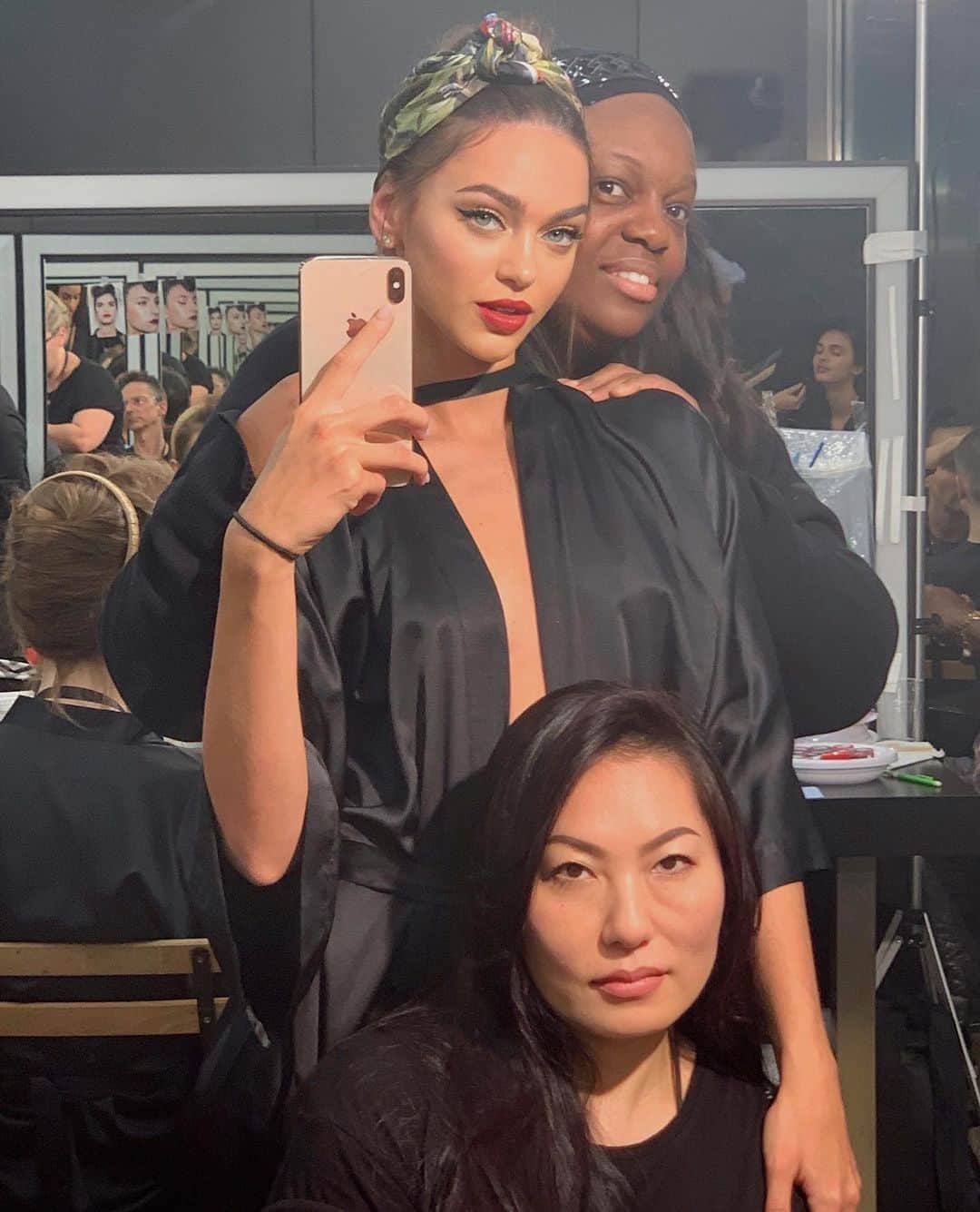 Zhenya Katavaのインスタグラム：「Fav Fashionable Atmosphere 🤍 Miss&LoveIt.」