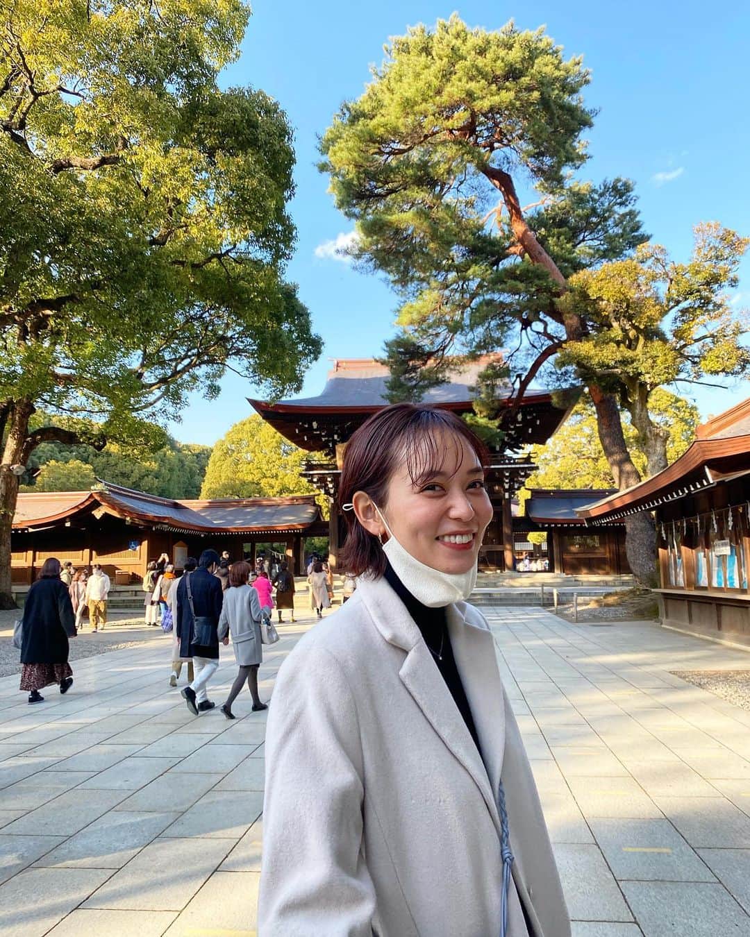 依吹怜のインスタグラム：「皆さんお祝いコメントたくさんありがとうございます。 温かいお言葉にうるうるしちゃってさ、 心がほっくほくです。ありがとうねっ。 よき日に明治神宮へ参拝にも行けて気が引き締まりました。　 さあ明日からまためっちゃ走ります！(？) とりゃーーーーー！」