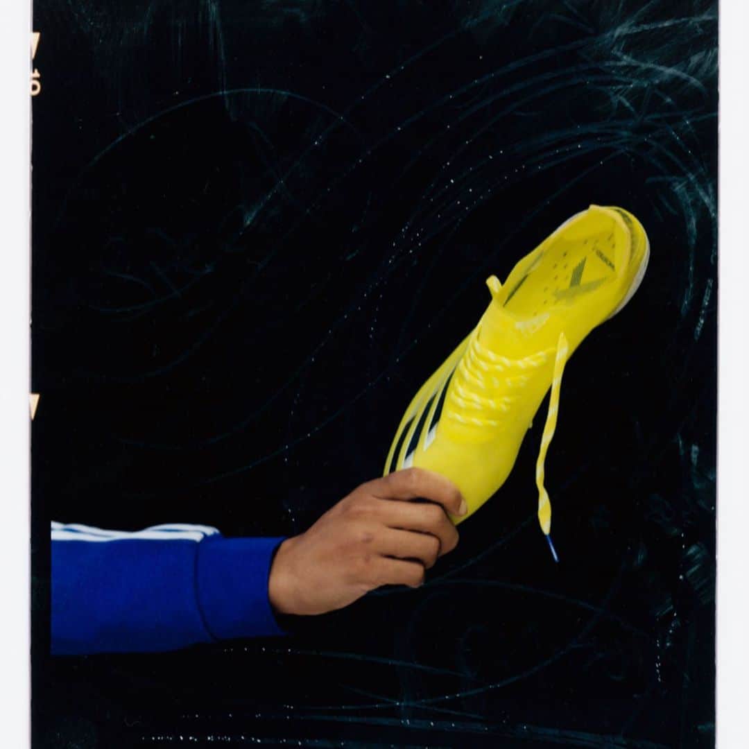ロビン・クアイソンさんのインスタグラム写真 - (ロビン・クアイソンInstagram)「Swipe to see the new X Ghosted @adidasfootball」1月18日 19時28分 - quaison