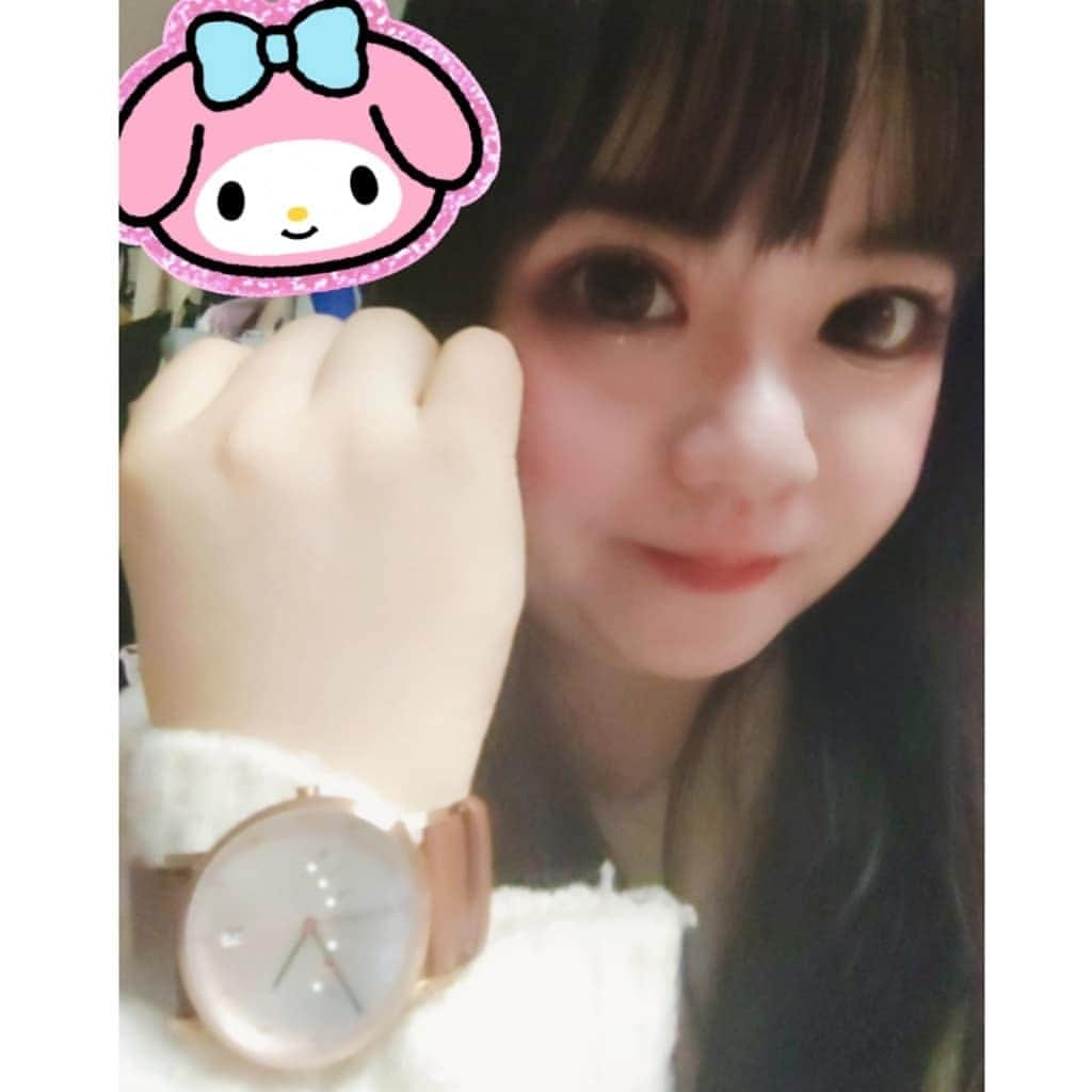 hoshizaki eriさんのインスタグラム写真 - (hoshizaki eriInstagram)「. 一週間が楽しくなる時計⌚️❣️ @nomonday_jp . シンプルなんだけど どこか都会的で洗練されている デザインが素敵な時計です✨(* >ω<) . クーポンコードは eriiiao13 です❣️ 10％offになりますよ♥ . . @nomonday_jp #ノーマンデー #時計 #腕時計 #nomonday #手元倶楽部 #手元コーデ #watches #大人ウォッチ  #happyweekend #pleaselikeit #likebackalways #followme #present #followback #相互フォロー #PR #大人コーデ #手元オシャレ #ootd #스타일 #패션스타그램 #맞팔 #팔로미」1月18日 19時39分 - eriiinyan17