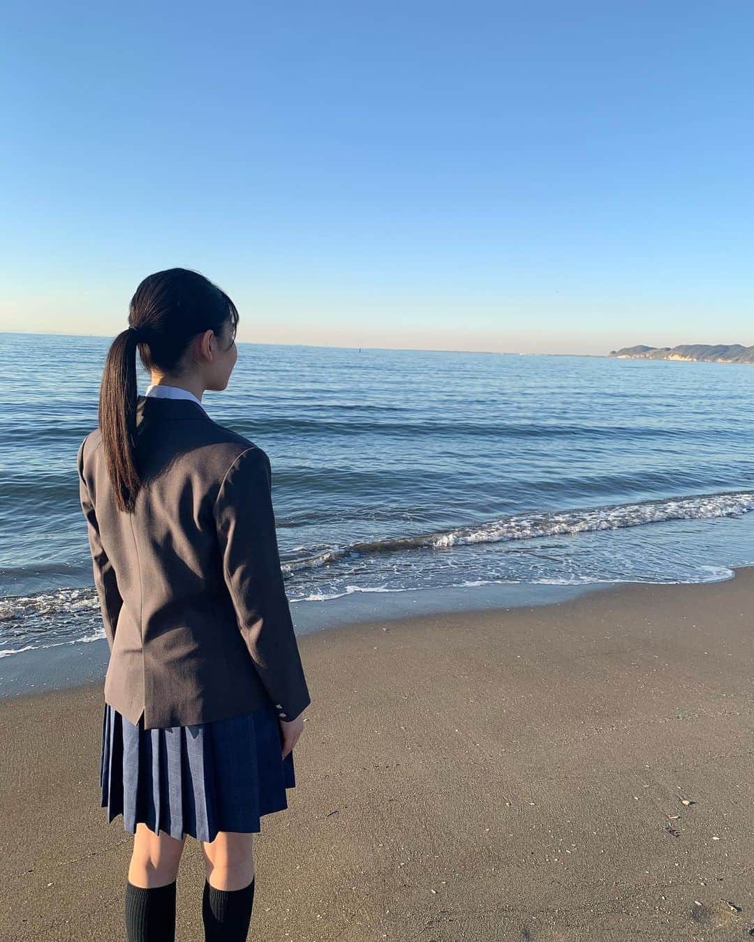 森青葉のインスタグラム：「☺︎︎ マイナビ進学 CM 告白篇が公開されました〜🤍 海で叫ぶシーン楽しかったな〜！ ぜひチェックしてみてください📝  #マイナビ進学 #高校生」