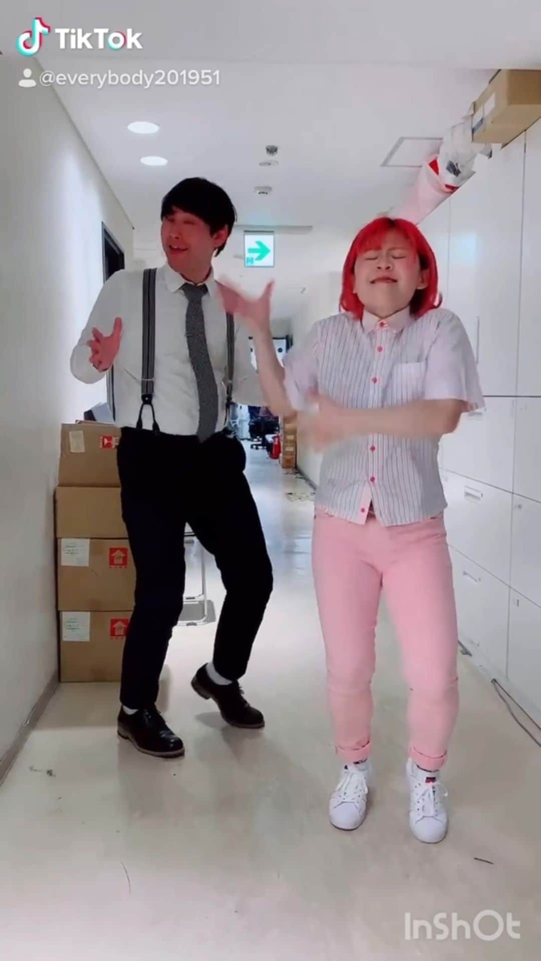 かわなみchoy?のインスタグラム：「オズワルド畠中さんにやってもらったよ🤩🔥畠中さんの全力FACE&MOVEMENTみんなもみて👀🤣#オズワルド #クリティカルヒット #Everybody @hatanakayuuuuu」