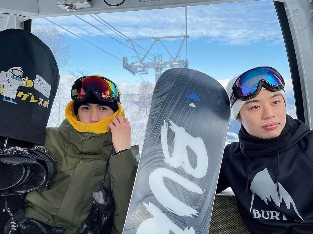 吉川大貴のインスタグラム：「思い出投稿②  また行ける日はいつかな〜。  #スノボ  #スノーボード  #burton」