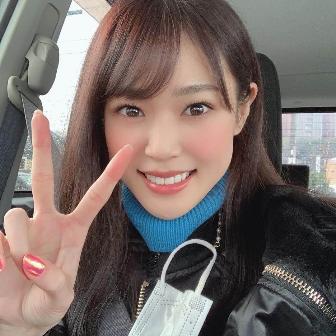橘香恋のインスタグラム：「おはようございます❤︎﻿ ﻿ 前回の投稿に﻿ イイネとコメントありがとうございます☺﻿ ﻿ ﻿ずっと毛布と一緒にいたい🥺 ﻿ ﻿ ﻿ ﻿」