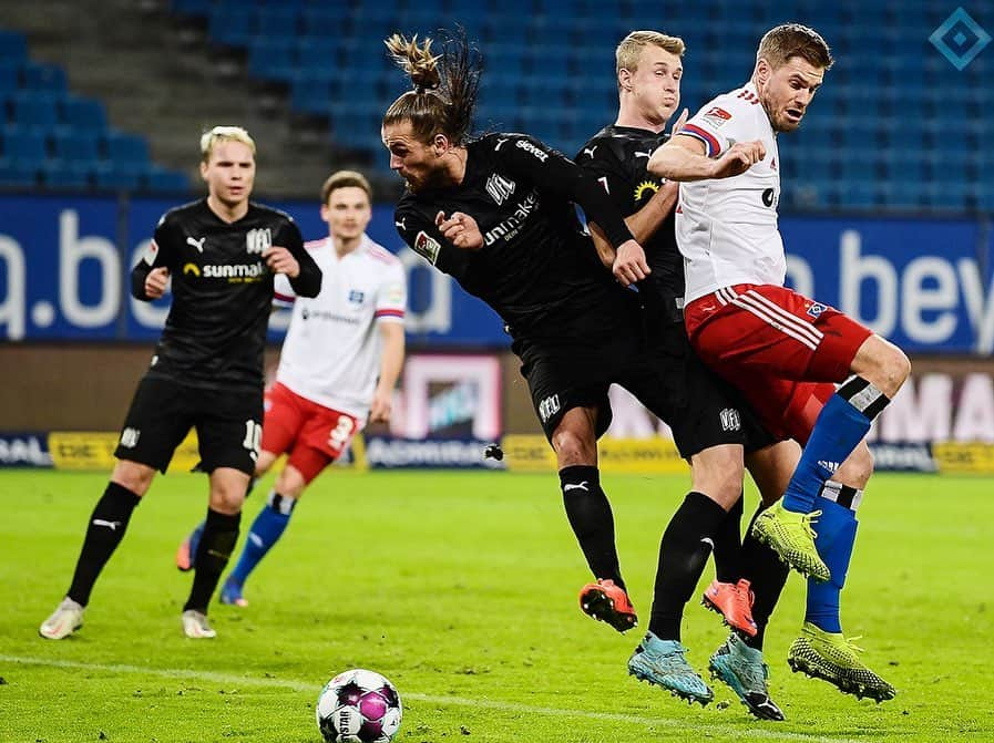 ハンブルガーSVさんのインスタグラム写真 - (ハンブルガーSVInstagram)「5:0-HEIMSIEG 💙💙  #nurderHSV #HSVOSN #Bundesliga2 📸 @witters_sportfotografie」1月19日 6時22分 - hsv