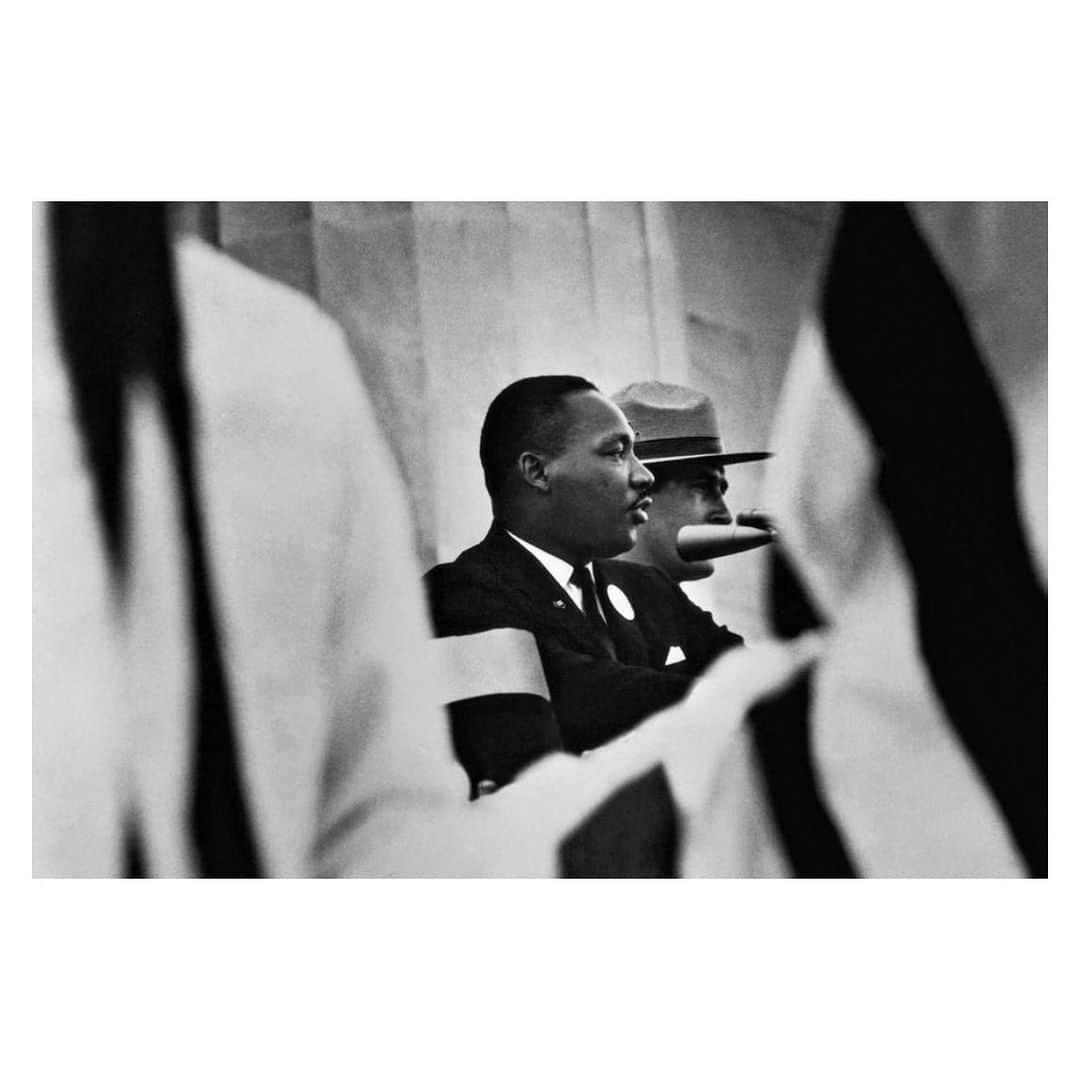 アビゲイル・スペンサーのインスタグラム：「“Faith is taking the first step, even when you don’t see the whole staircase.” #mlk  Here are some orgs to donate to if you are able: @eji_org @mvmnt4blklives @thelovelandfoundation @blackvotersmtr @colorofchange @naacp」