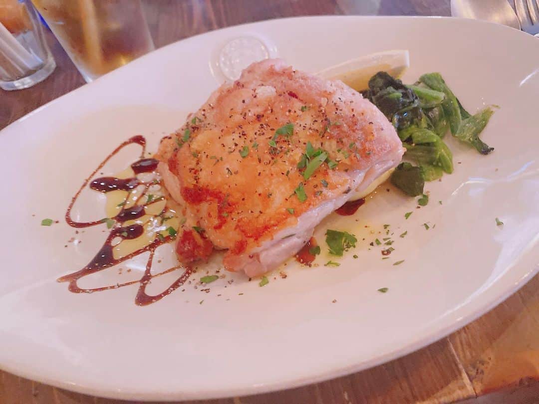 のインスタグラム：「麻布十番Bistro Chickのlunch🥱 #港区 #麻布十番 #lunch #食べログ #ランチ #食べるの好きな人と繋がりたい」