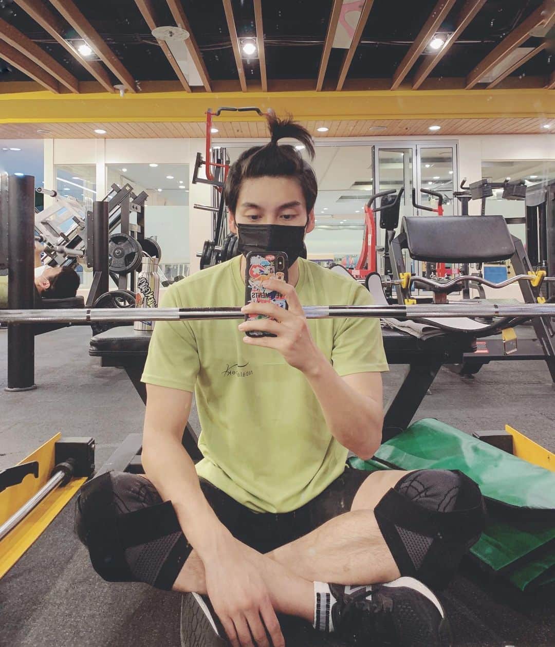 チェ・ソンジュンのインスタグラム：「사과머리잼 🍎🍎🍎 #포비머리」