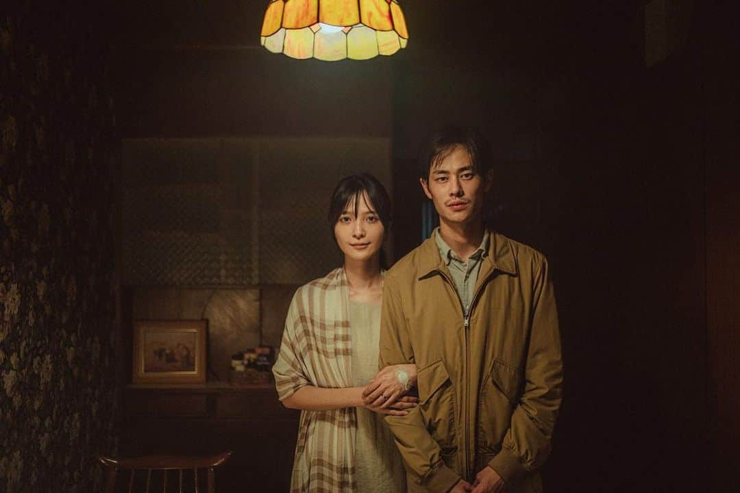 吳子霏（Ellen Wu）さんのインスタグラム写真 - (吳子霏（Ellen Wu）Instagram)「#張信哲 #無別 MV劇照 導演/ 胡瑞財 夥伴/ 夏騰宏 劇照師/ 潘鼎文」1月18日 22時24分 - ellenwuuuuu