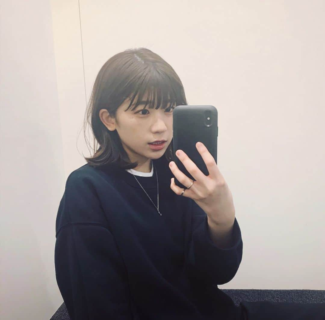 manaka（福本まなか）のインスタグラム：「ㅤㅤ 何年ぶりの長さでしょう。 ついに髪切ったー！」