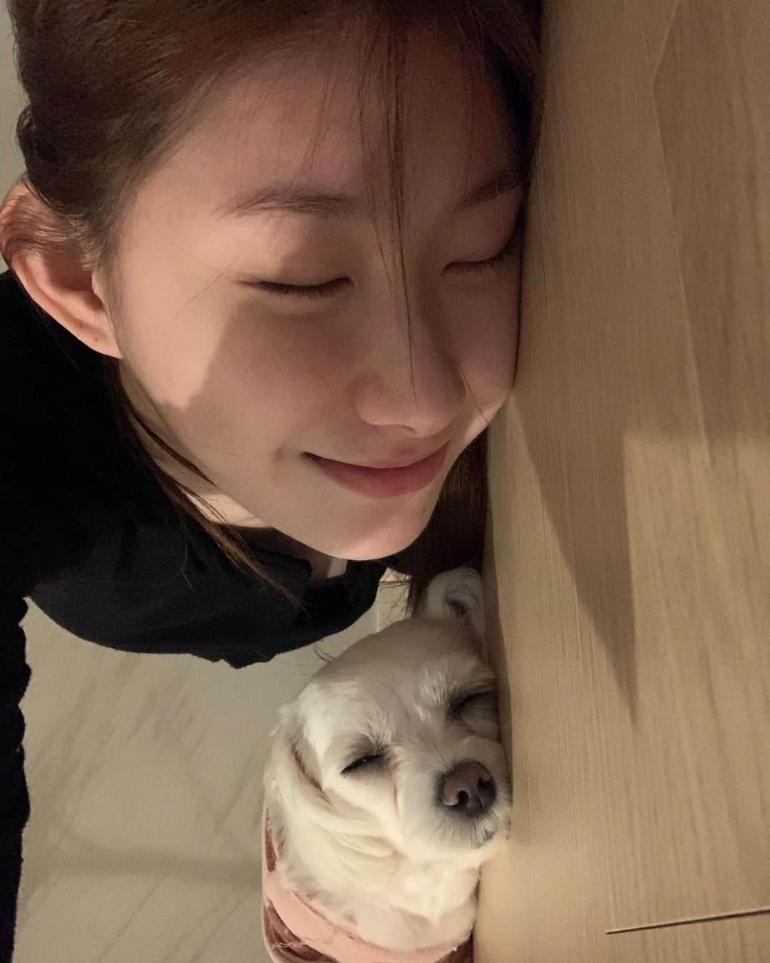 チェリョンさんのインスタグラム写真 - (チェリョンInstagram)「goodnight. sleep tight 😴💭」1月18日 23時22分 - chaeryeongs.itzy