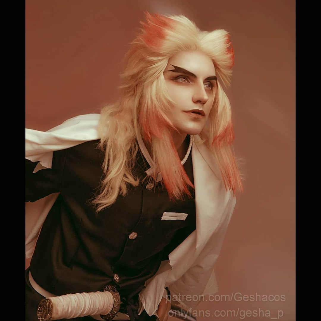 Gesha Petrovichのインスタグラム：「🔥 Missed Best #KNY boy?🔥 #kyojurorengoku 煉獄 杏寿郎 Wig: @geshacos Ph: @diemaru Hurray download full wallpaper ❤️ Supporting future projects  with best boi❤️☀️👉 patreon.com/geshacos #kny #cosplay #kimetsunoyaibacosplay #geshacoser #鬼滅の刃 #cosplaycommunity」