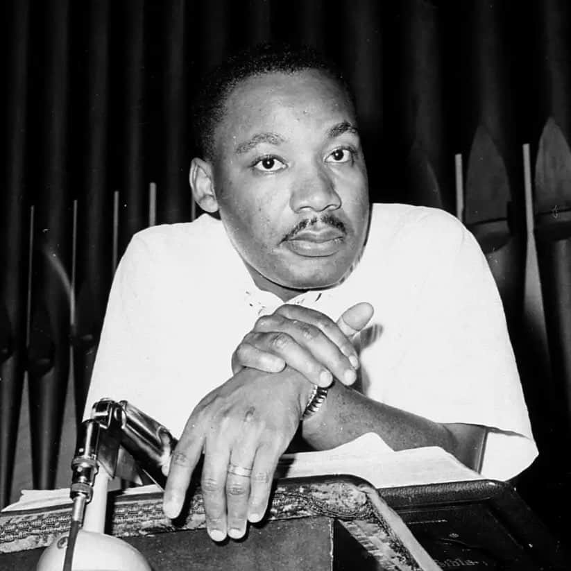 トニー・ゴールドウィンのインスタグラム：「“Intelligence plus character - that is the goal of true education.” Martin Luther King Jr.」