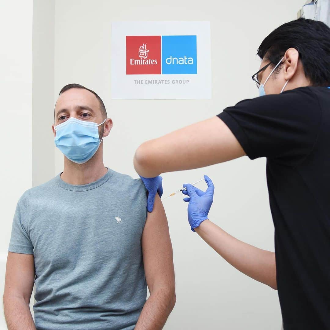 エミレーツ航空さんのインスタグラム写真 - (エミレーツ航空Instagram)「Today, we rolled out a COVID-19 vaccination programme for our UAE based workforce, prioritising our frontline employees, including Cabin Crew, Flight Deck and other operationally focused roles.  We have become one of the first airlines in the world to offer our employees the option to get vaccinated against the COVID-19 virus.   Together with other measures to ensure the health and safety of our customers, employees and the communities we serve, our workforce vaccination programme is another step forward to safeguard our colleagues who serve the travelling public and help move essential goods around the world.  @MOHAPUAE @DHA_Dubai」1月19日 0時01分 - emirates