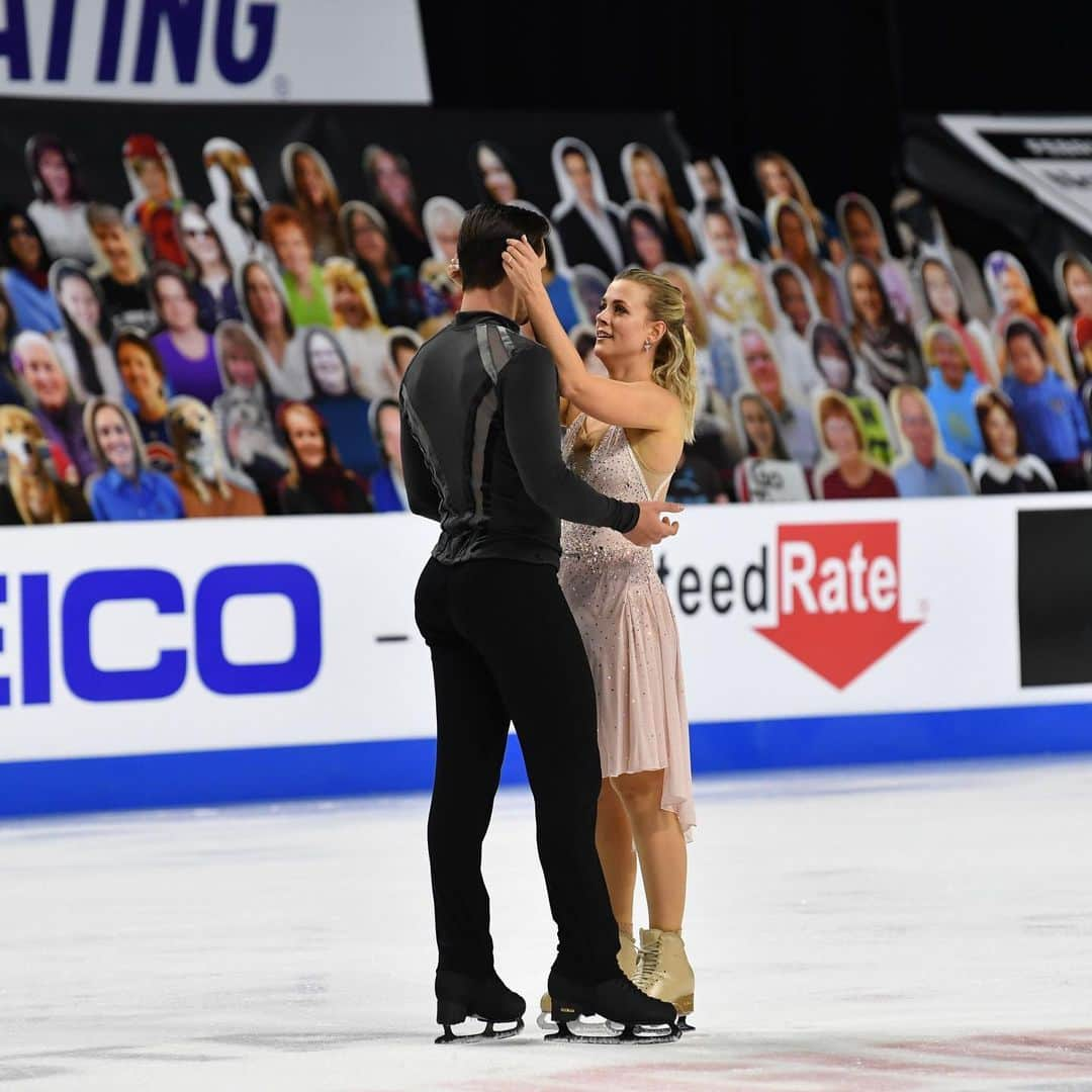 ザカリー・ダナヒューのインスタグラム：「Thank you 🙏🙇🏻‍♂️  • • • • First, o my amazing partner for her never ending dedication and passion. Our team, for their guidance, passion, dedication and trust. To USFS for hosting a wonderful, safe competition. To the cardboard versions of our fans who we loved performing for. To our parents, friends and supporters around the world.  • •  Thank You ❤️」