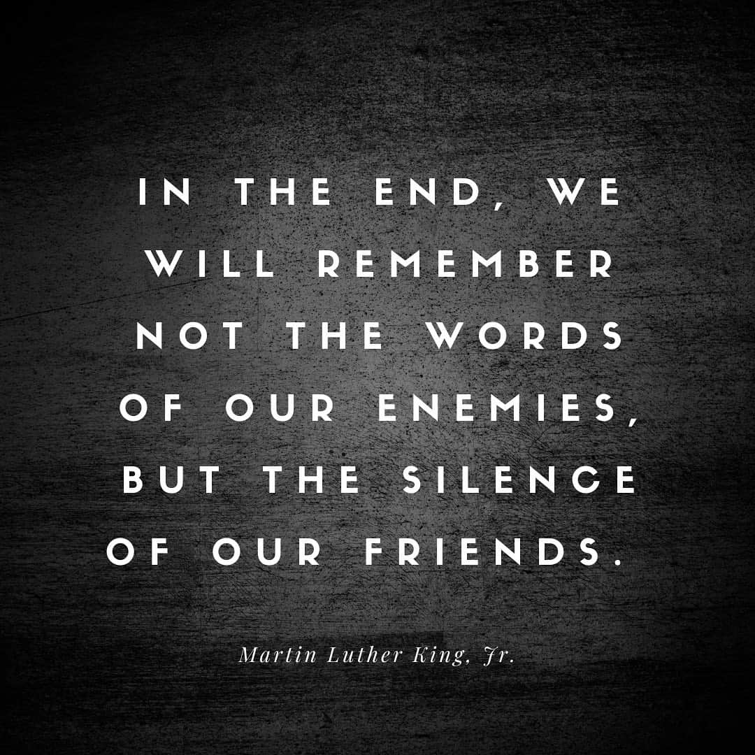 ケリー・ワシントンさんのインスタグラム写真 - (ケリー・ワシントンInstagram)「Today we honor and celebrate Dr. Martin Luther King Jr. whose profound and prolific words ring as true now as they did then. 🙌🏾❤️🙏🏾  There are those who wish to reduce Dr. King to just one “dream” but his message was VAST, his vision was enormous. He challenged us to fight for true justice and equality for ALL. I couldn’t decide which quote of his I love more so I decided to post a bunch. Which one resonates with you MOST today?   #MLK」1月19日 1時24分 - kerrywashington