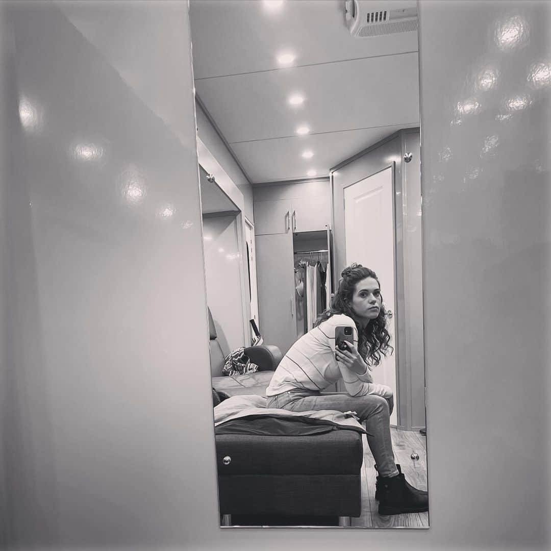 リンジー・フォンセカさんのインスタグラム写真 - (リンジー・フォンセカInstagram)「Trailer thoughts.」1月19日 1時46分 - lyndsyfonseca