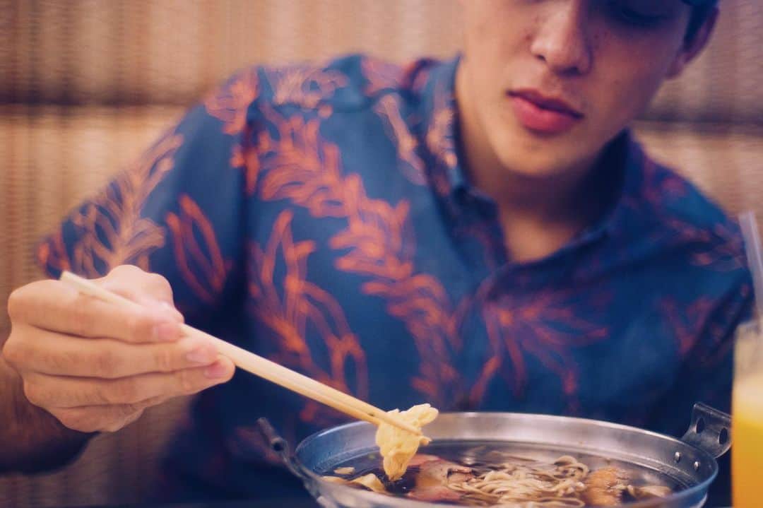 Zippy's Restaurantsのインスタグラム：「No better time for a #ZipMin than when there is a storm. Join us for a 🍜 at one of our dine-in restaurants today.」