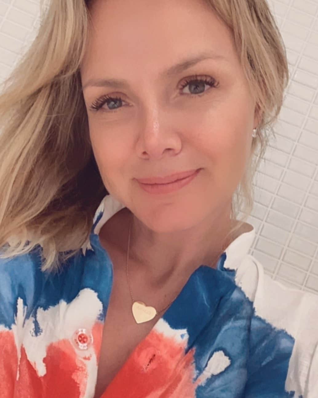 Eliana Michaelichin Bezerraのインスタグラム：「Uma segunda abençoada e que a nossa semana seja repleta de boas notícias . Vamos nos cuidar enquanto a vacina não chega pra todos🙏🏻 #vaificartudobem #tenhofé #obrigadasenhor」