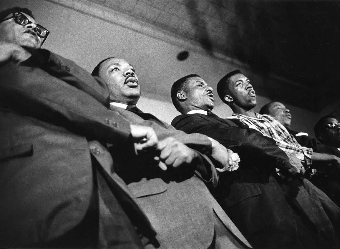 ミゲルのインスタグラム：「Leadership at its greatest. Thank you Dr King 👑 🙏🏾」