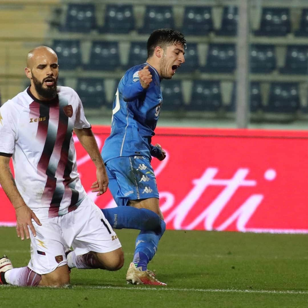 エンポリFCさんのインスタグラム写真 - (エンポリFCInstagram)「⚽ Primo gol in B, primo gol con la nostra maglia, prima rete al Castellani per Fabiano Parisi 📸📸📸」1月19日 2時15分 - empoli_fc_official