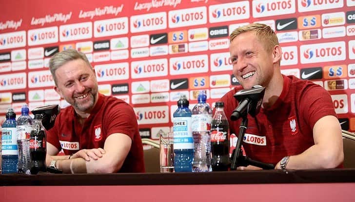 カミル・グリクのインスタグラム：「Dziekuje trenerze za czas spedzony razem,powodzenia w dalszej karierze🇵🇱」
