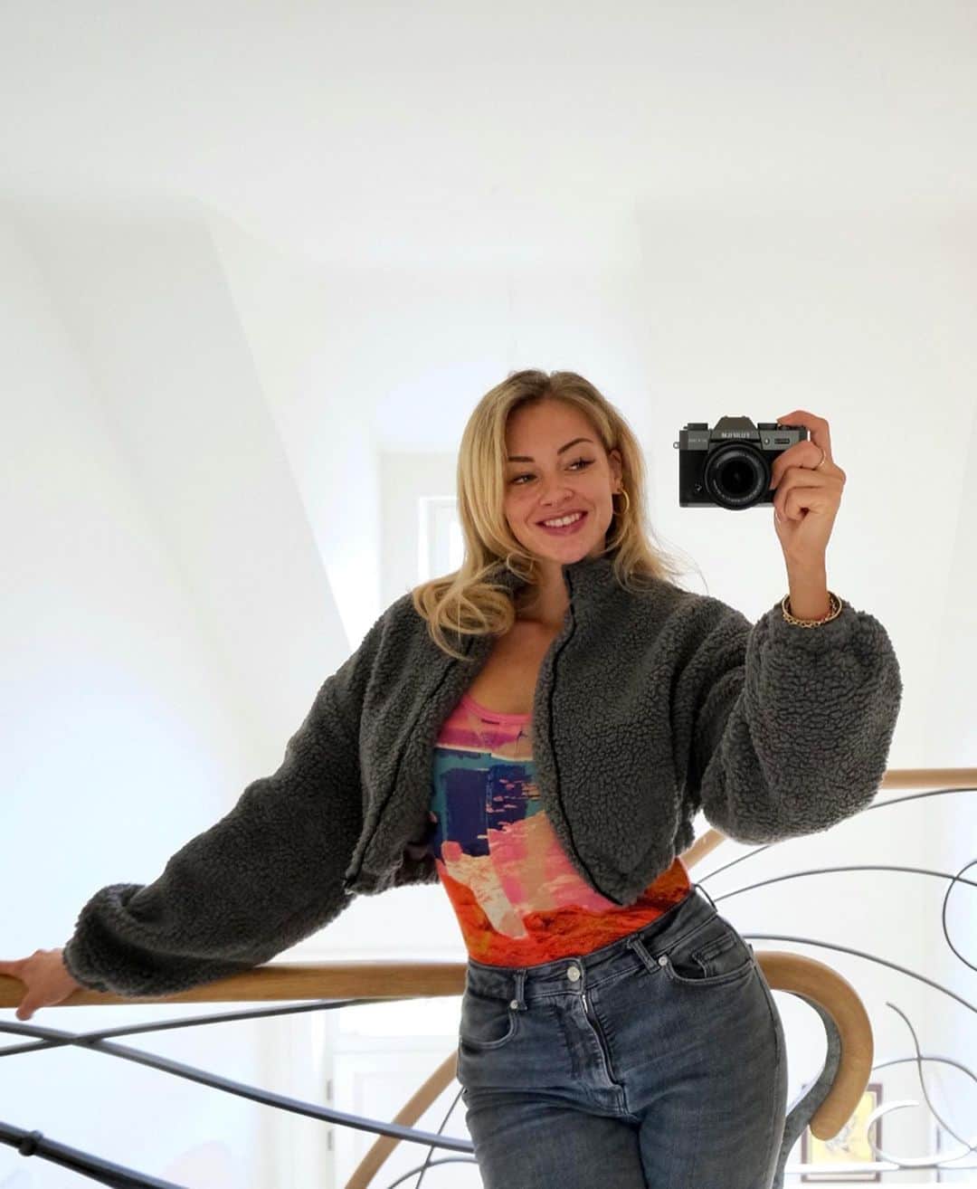 ルセット・ヴァン・ビークのインスタグラム：「Hey 🌹」