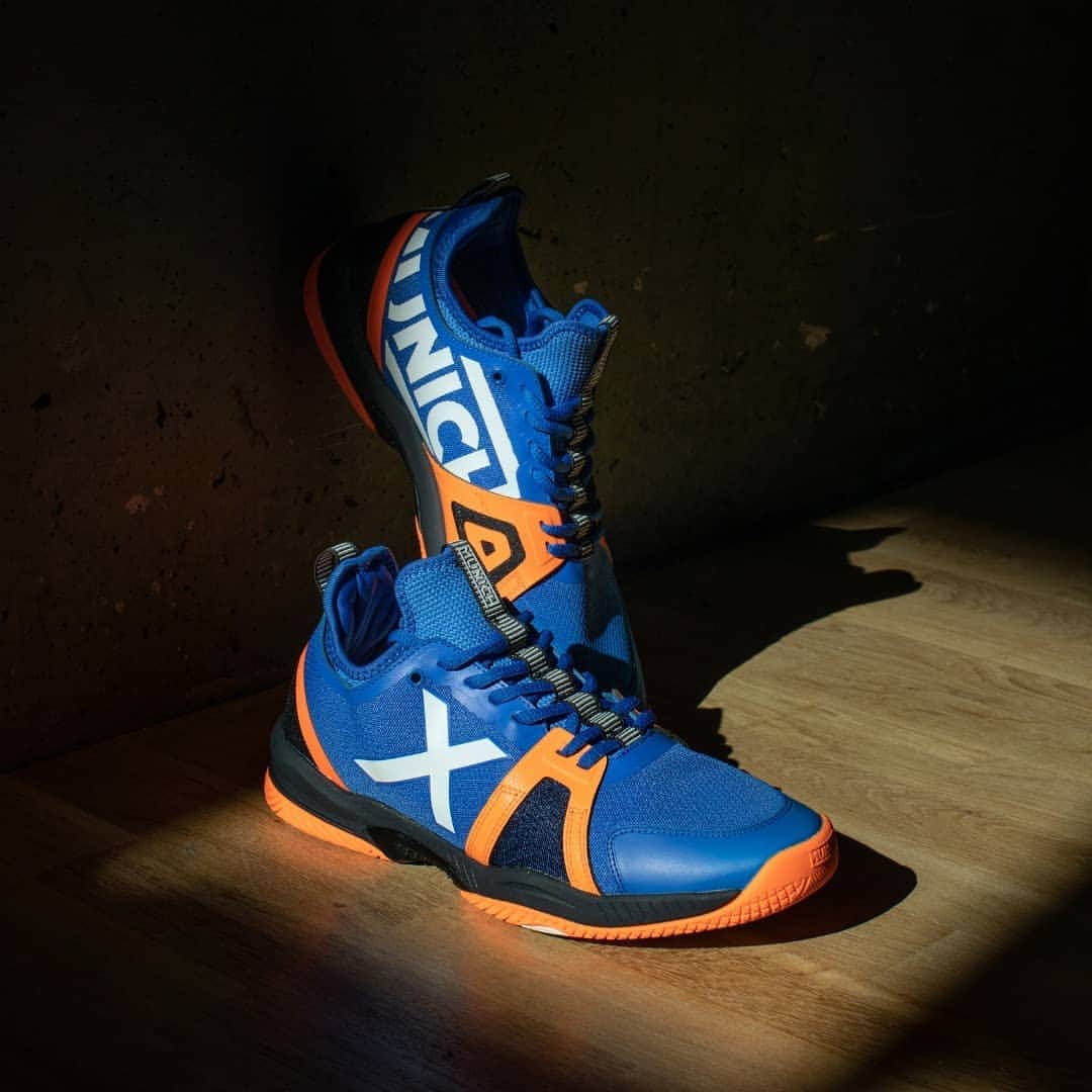のインスタグラム：「Ya que es #BlueMonday ponte unas #BlueMunich ⚡👟   #MunichSports #ATTACK #Handball #MunichHandball #FW2020 #newcollection」