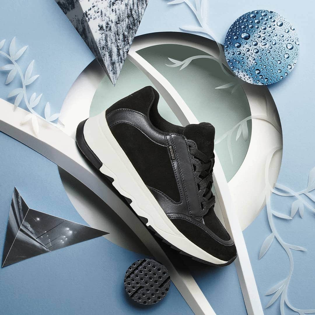ジェオックスのインスタグラム：「Good things come in threes! Select your Falena ABX sneaker in one of the available colours. Black, dark beige or light grey? You choose!   ​ ​ ​#geox #geoxshoes #ExpressYourWorlds」