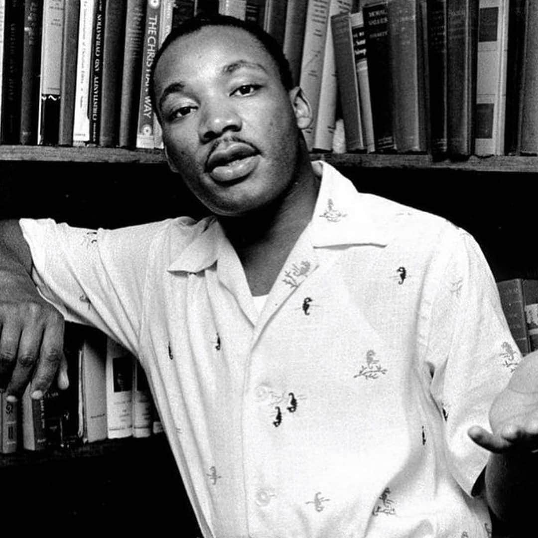 ビービーダコタのインスタグラム：「"The ultimate measure of a man is not where he stands in moments of comfort and convenience, but where he stands at times of challenge and controversy" Honoring the man and the dream. #mlkday」