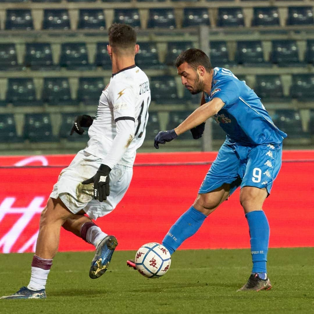 エンポリFCさんのインスタグラム写真 - (エンポリFCInstagram)「⚽ Il gol che chiude la gara, la quinta rete alla Salernitana e la nuova telefonata di Marco Olivieri 📸📸📸」1月19日 3時00分 - empoli_fc_official