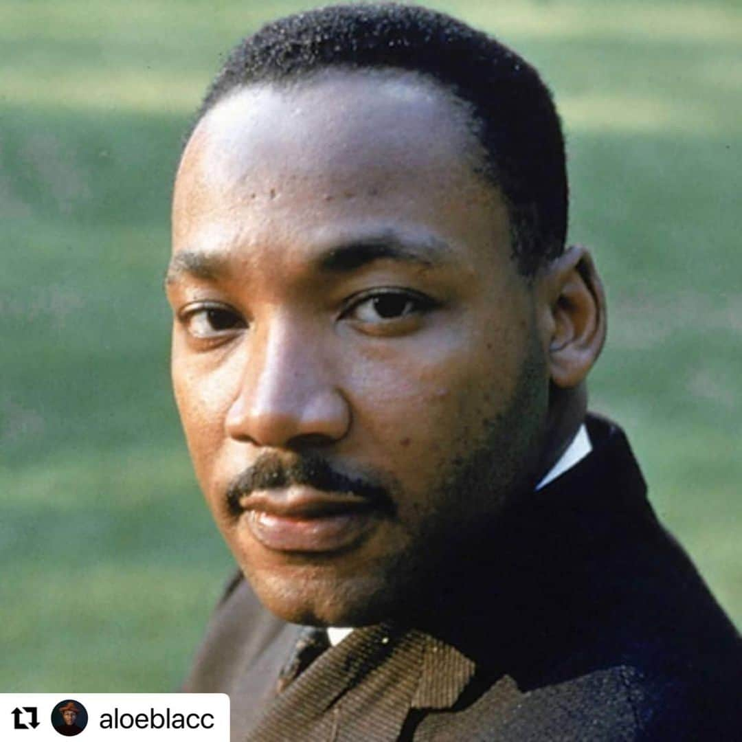 イヴァン・リギーニさんのインスタグラム写真 - (イヴァン・リギーニInstagram)「We believe in that too🙏🏼  #Repost @aloeblacc with @make_repost ・・・ "Change does not roll in on the wheels of inevitability, but comes through continuous struggle." - Dr. Martin Luther King, Jr.   I am hopeful that true and lasting transformation is on the horizon. I believe a change is gonna come.  #MLK #Change  Produced by: @artonicemagic   Skaters: Elladj Baldé: @elladjbalde Ivan Righini: @barielloivan Alina Zagitova: @azagitova」1月19日 3時46分 - ivanrighini